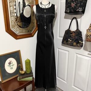 VTG Y2K/90s All That Jazz Shiny Black Satin & Floral Glittery Goth Formal Dress
